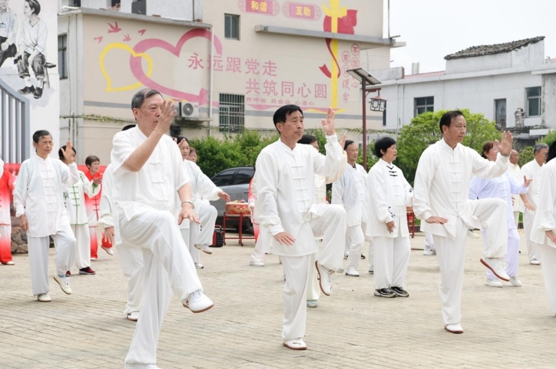 南昌县：“谷雨诗书会”以文化笔 助力乡村文化新发展