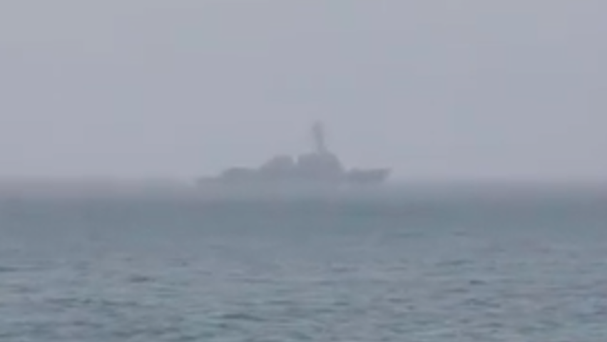 东部战区回应美舰过航台湾海峡