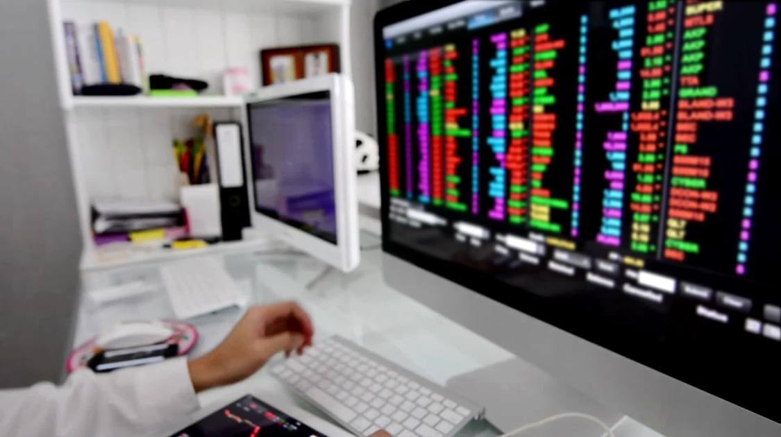 美联储独立性受到挑战，引发金价狂飙