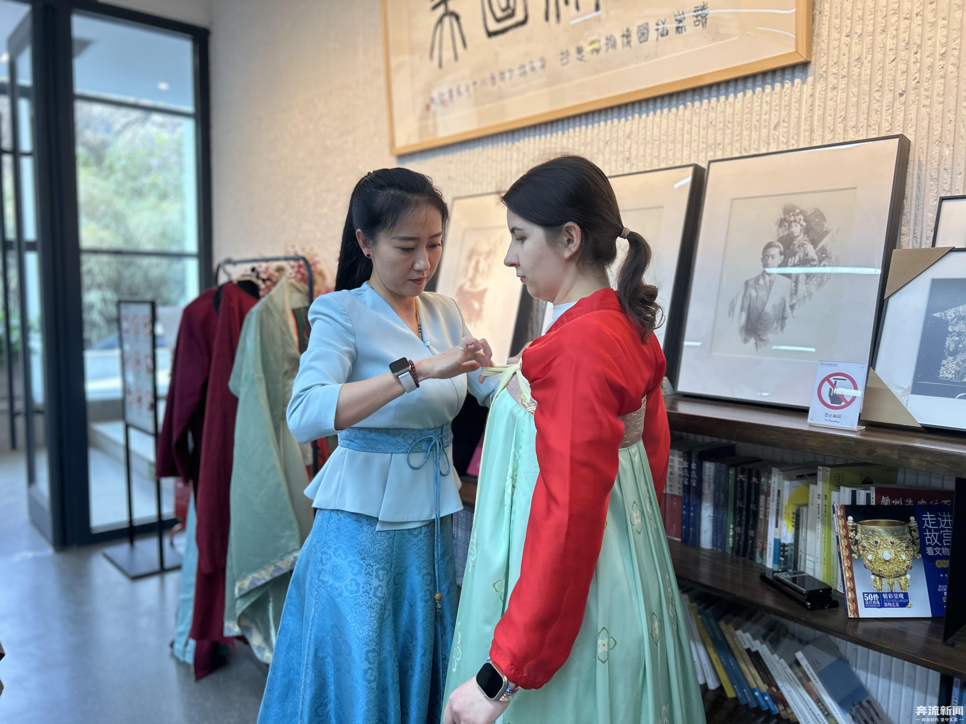 当读者遇见敦煌　“世界读书日”顶流IP梦幻联动