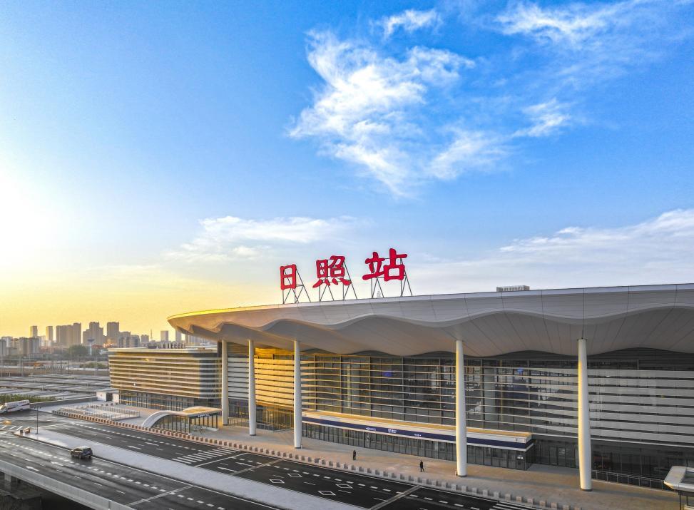 日照站新站房 单英 摄