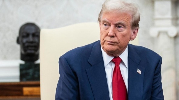 民调显示特朗普支持率创新低