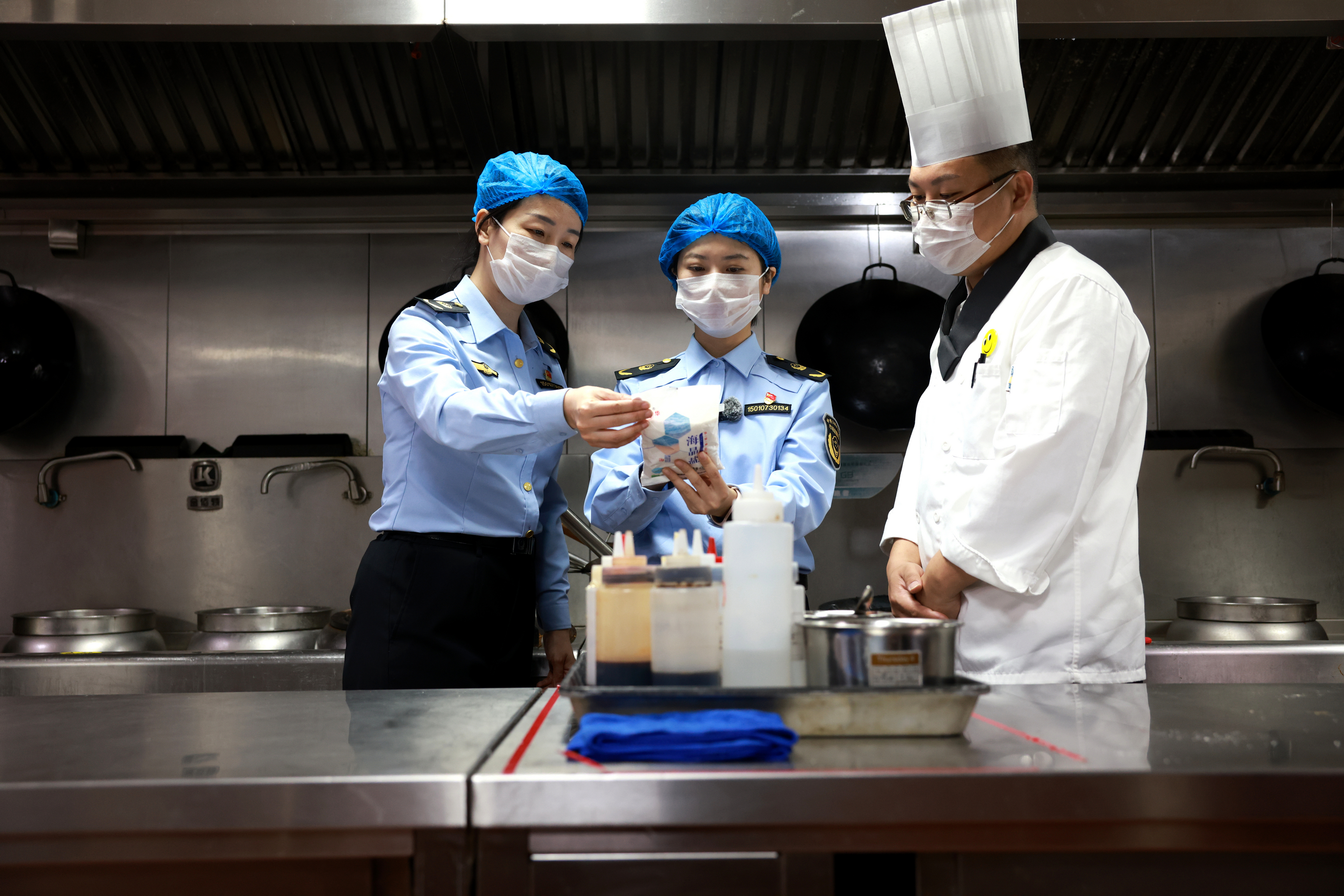 让您的假期“食安食美”！济南市市场监管局开展“食安护佳节”行动