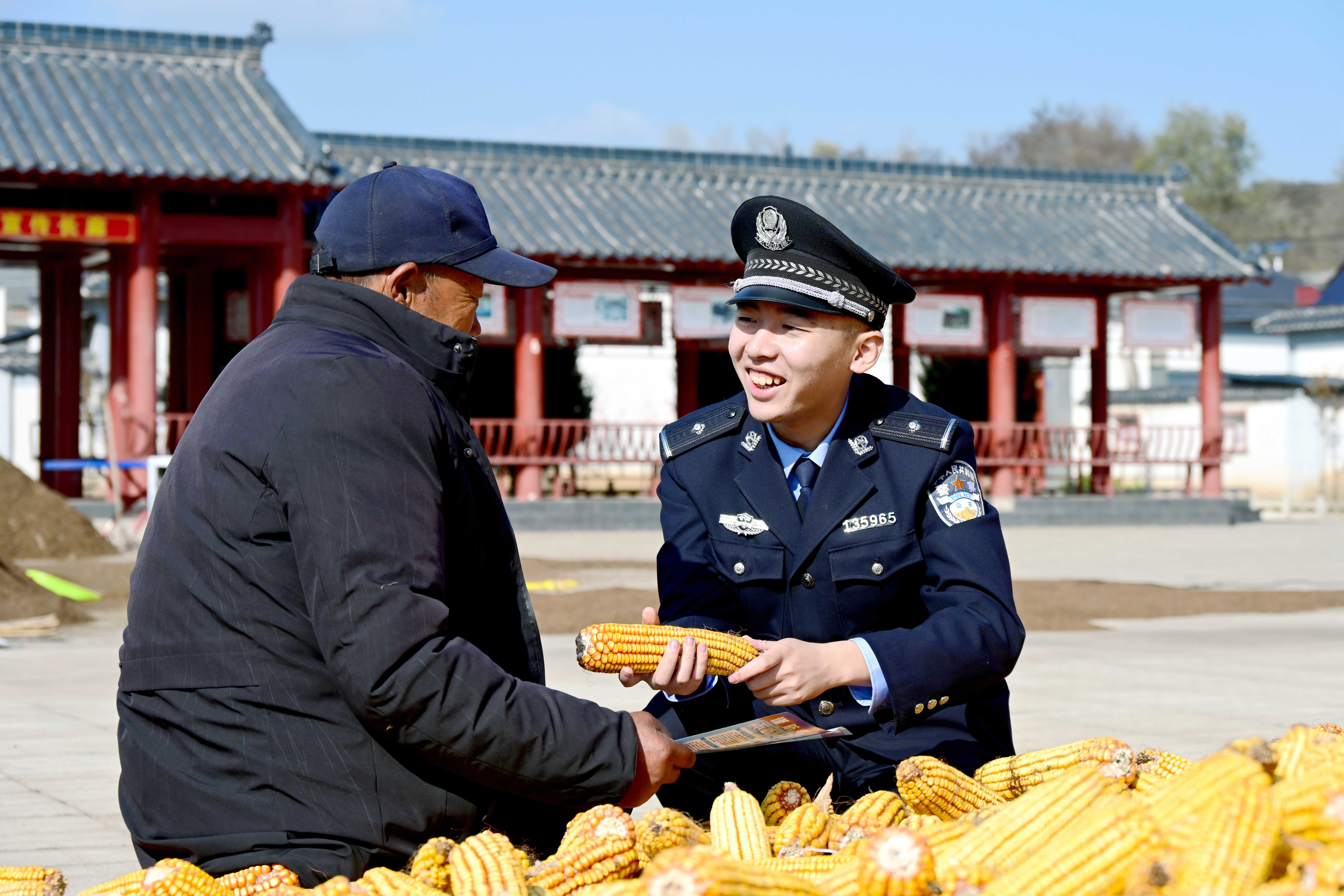 法律咨询纠纷化解……华亭群众家门口享一站式服务
