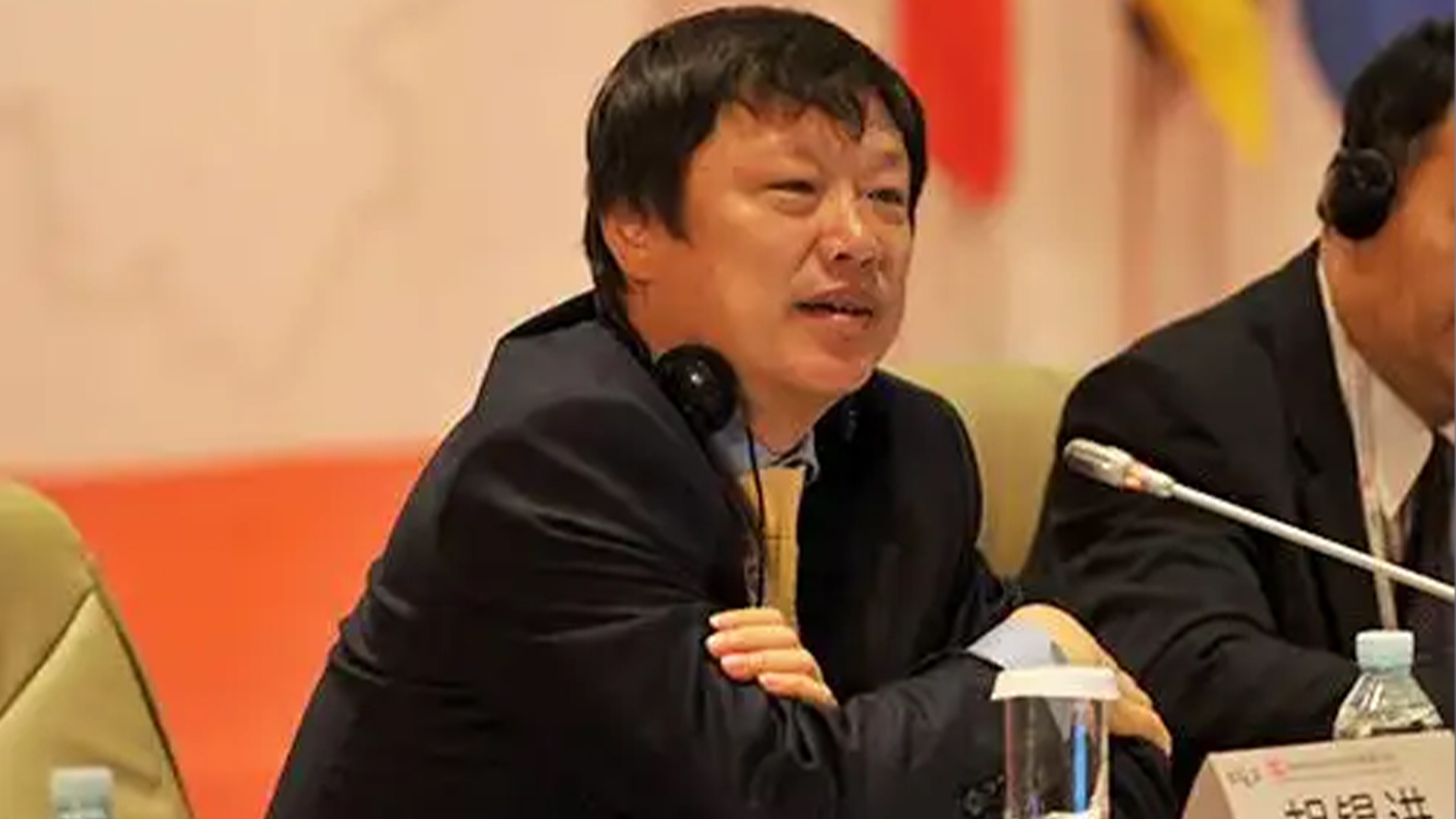 胡锡进再谈董明珠海归言论：中国最优秀的大公司都使用数不清的海归，甚至外籍人员