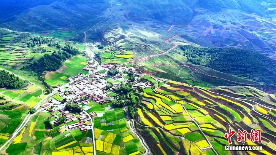 瞰！“云端”下的缤纷地球