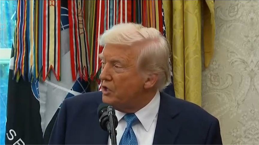 特朗普改口：无意解雇鲍威尔，但现在是降息的最佳时机