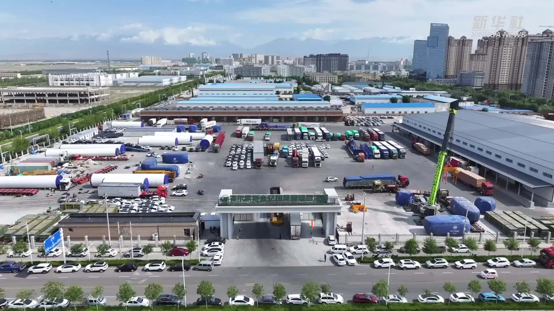 新疆霍尔果斯公路口岸出口果蔬增长迅猛