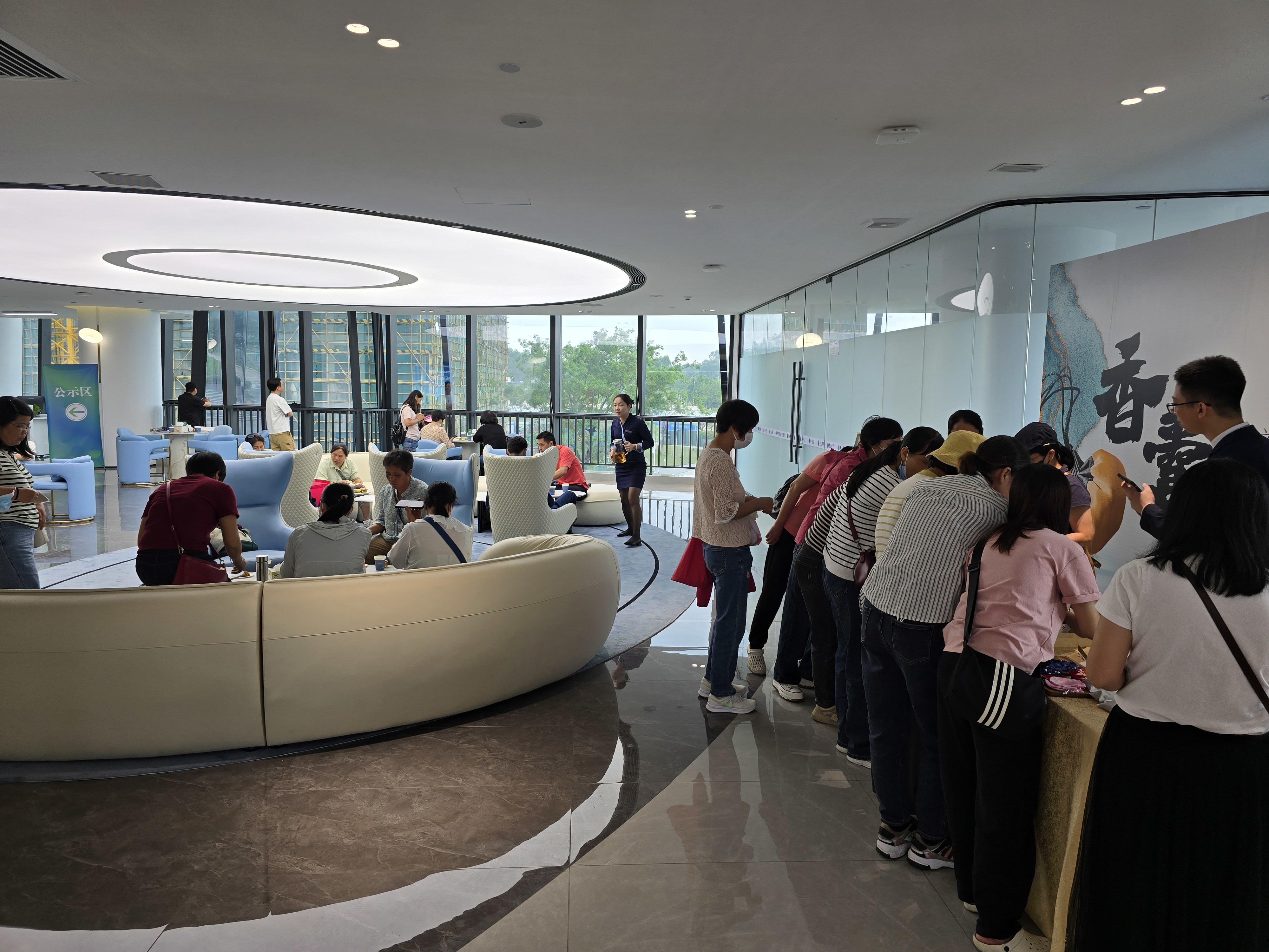 五一假期!佛山云东海医药健康产业园科创中心热度不减
