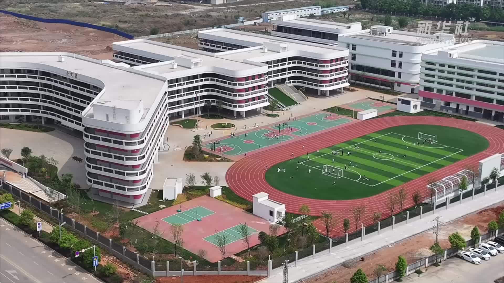 云南曲靖打造优质资源“辐射区”让孩子在家门口上好学校