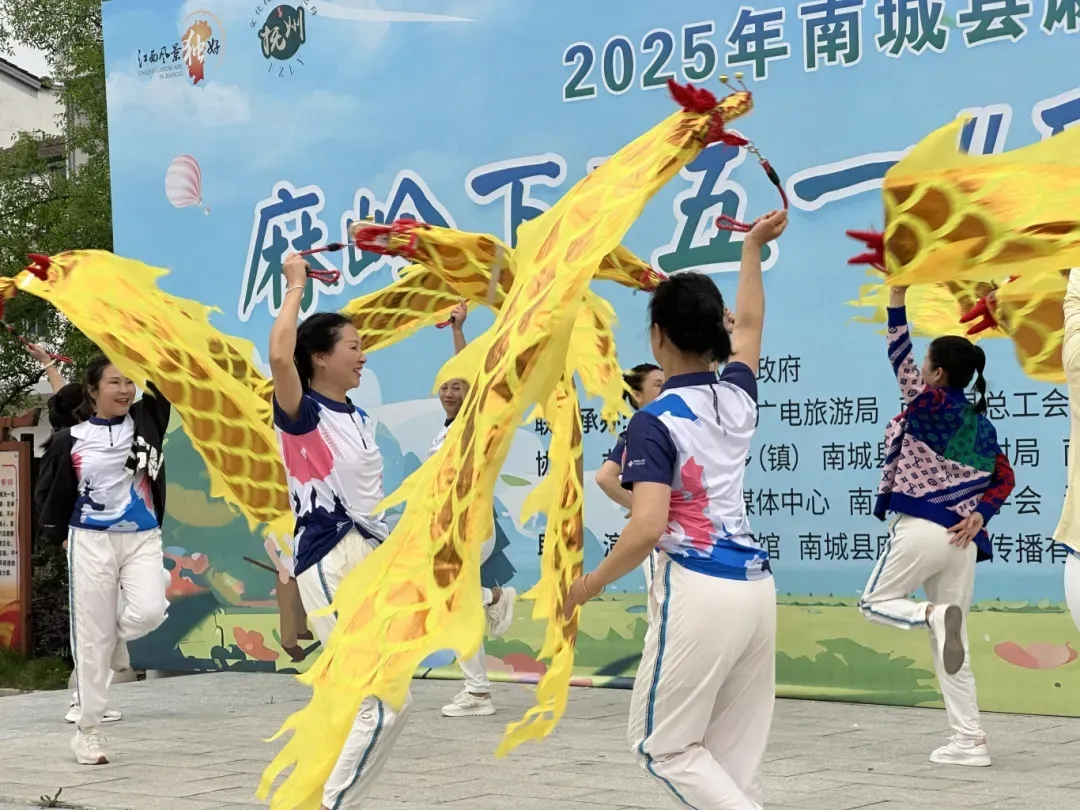 江西开启“人山人海”模式!南昌多个景区、场馆门票已约满