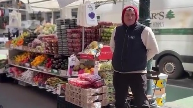 白宫前官员谈关税战：低收入者将承受巨大冲击