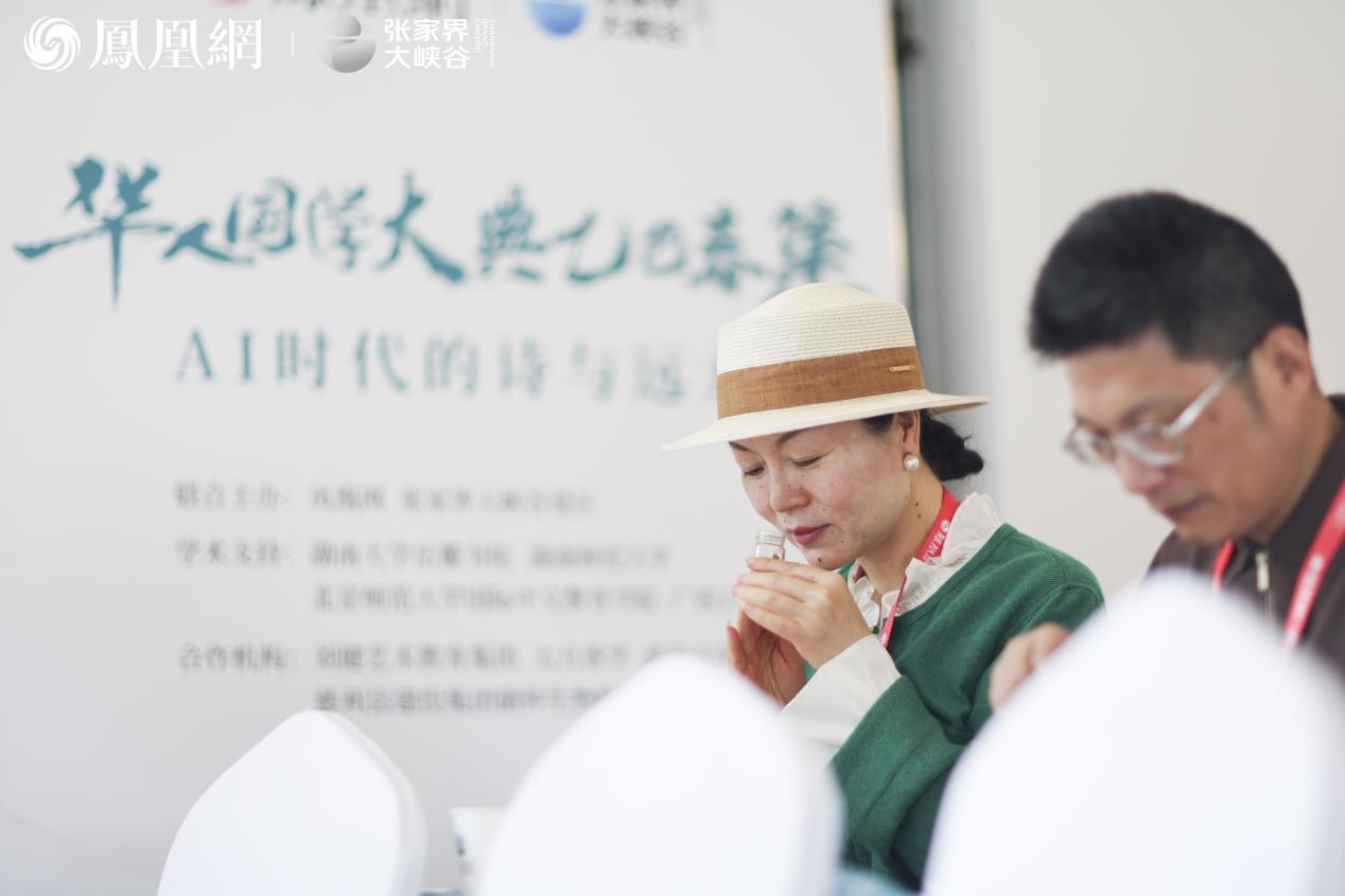 图集丨张家界大峡谷的康养课:如何做个治愈系的“峡客”