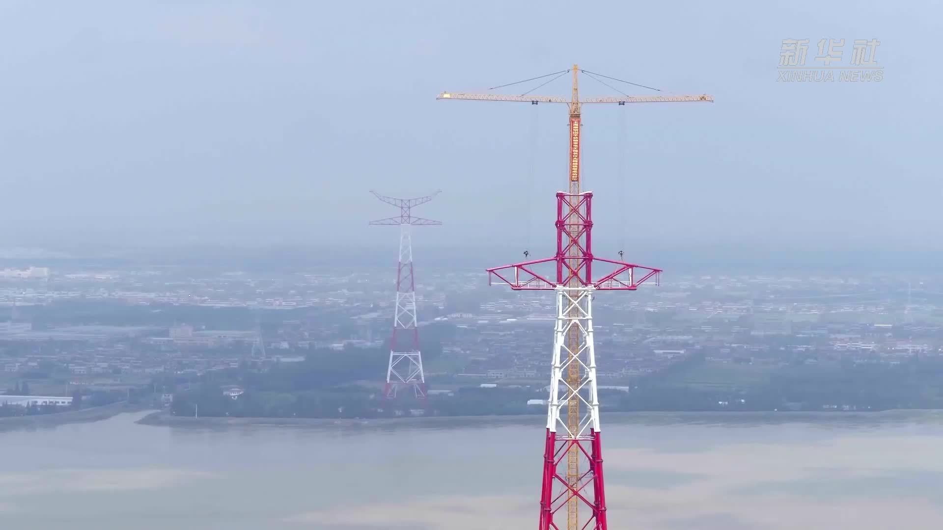 全国劳动模范何冰：铁塔银线间的“创新人生”