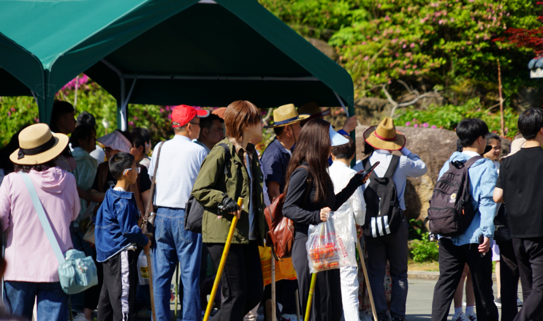 金沙广场游客等候入园实况