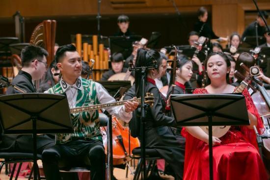《丝路回响》特色乐器演奏员特写　中国音乐学院作曲系供图