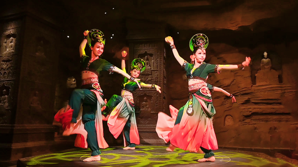 风闻丨穿越大汉看非“遗”般的秀　get逛甘肃新体验