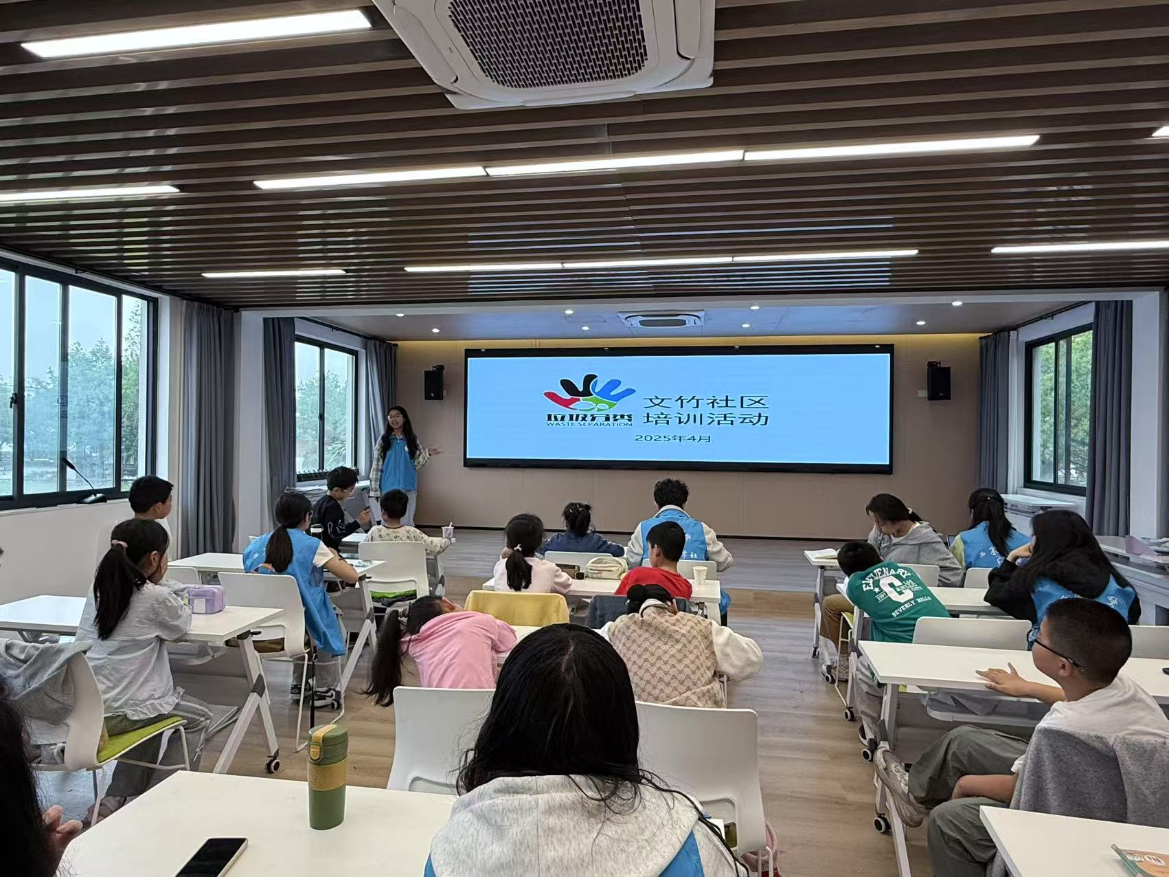 江北文竹社区举办垃圾分类培训讲座 助力学生环保意识提升