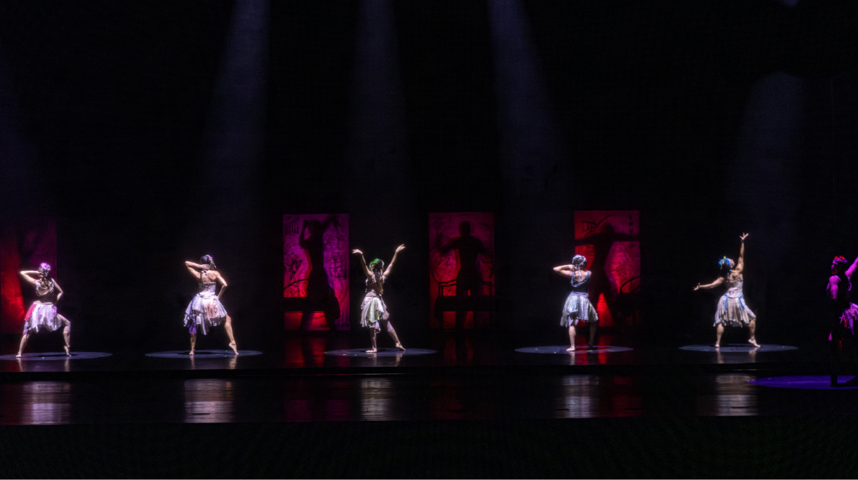 法国原版音乐剧《巴黎圣母院》南昌首演 点燃五一文旅热潮