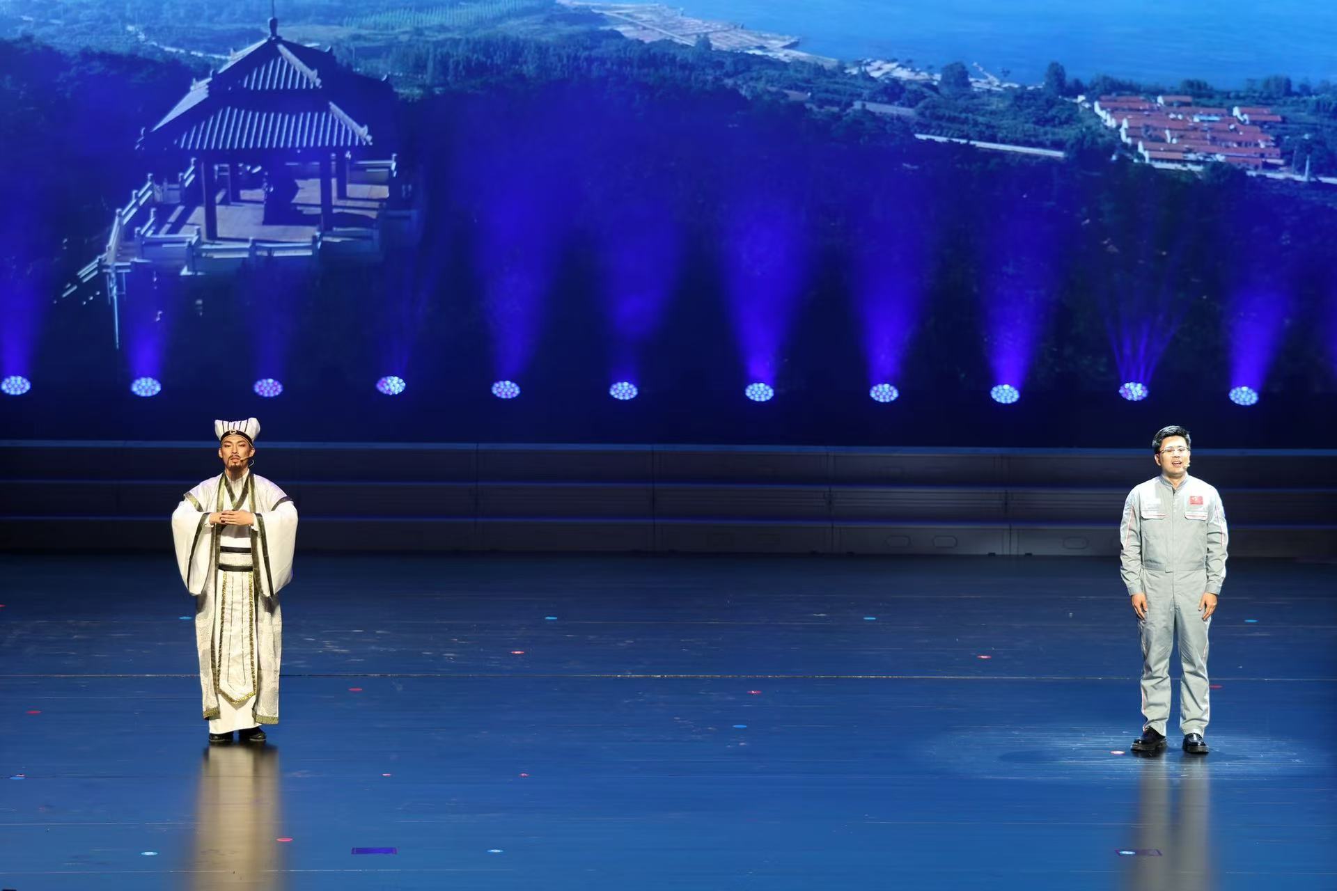 “胸怀蓝色梦想 堪当时代重任”青岛西海岸新区：“五四青年节”青春思政课绽放舞台