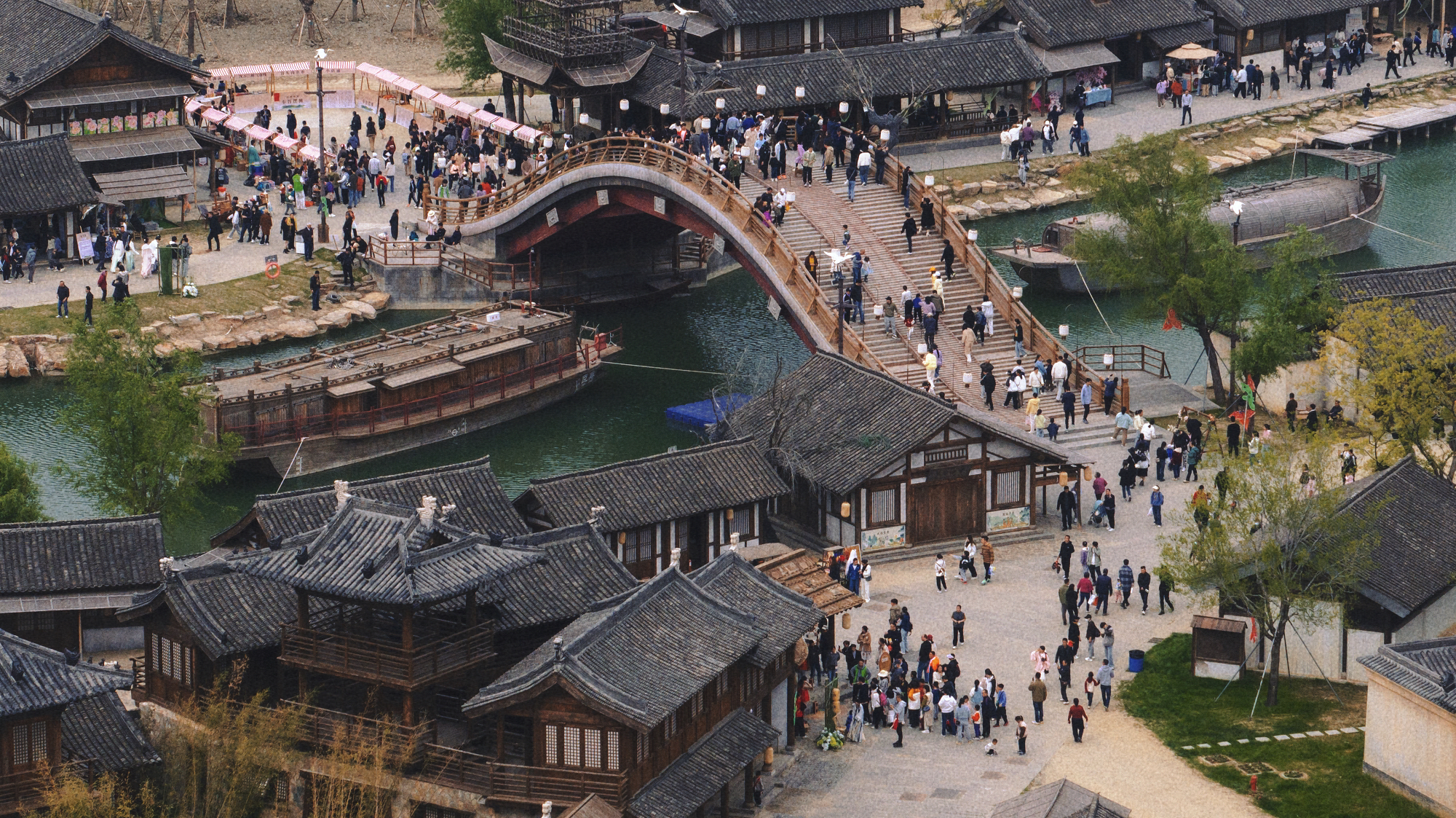 古镇周庄：“一镇千面”重塑文旅新生态