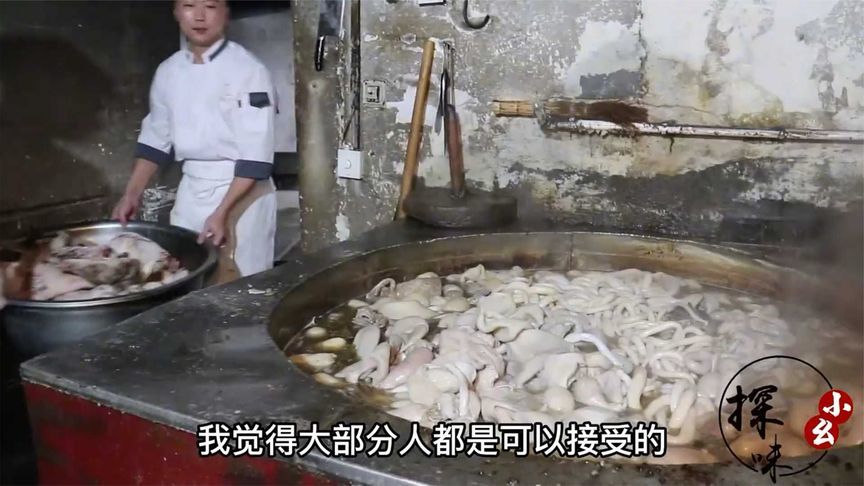 河南海归研究生辞职回家卖羊肉，一只羊只赚50元，旺季日入上百万