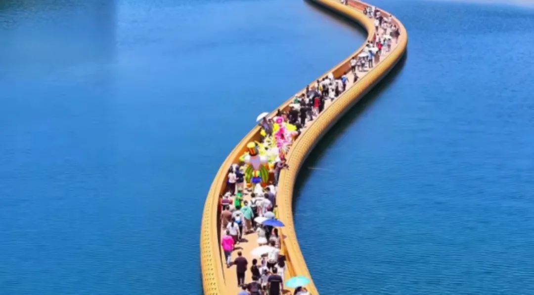 江西开启“人山人海”模式!南昌多个景区、场馆门票已约满