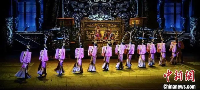 临沂琅琊古城《国秀&middot;琅琊》实景演艺现场。周艺伟 摄