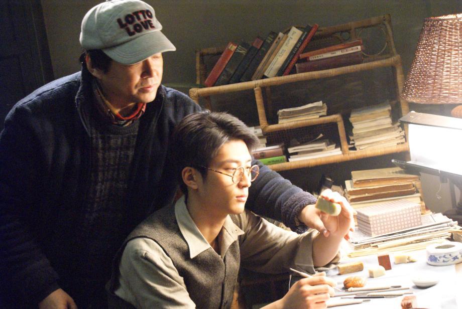 电影《秋之白华》导演霍建起与主演窦骁现场说戏