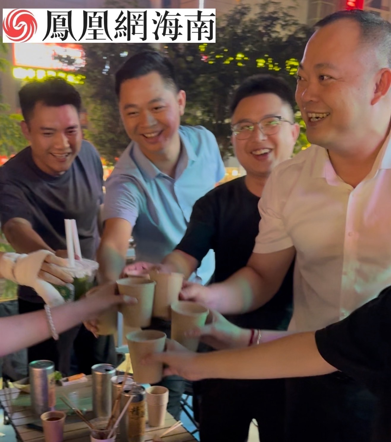 海口龙华区龙泉夜市小吃美食荟萃 打造夜间消费新地标