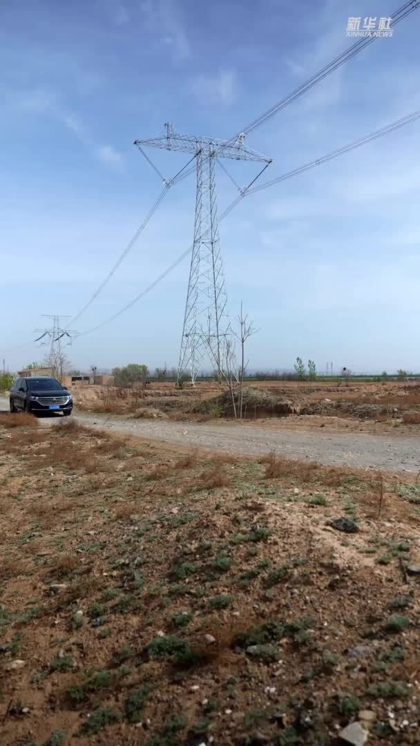 全国劳动模范叶大鹏：高压线上的“舞者”