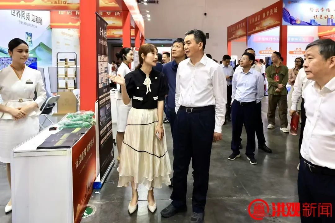 李紅軍巡看重點會展活動：扎實做好服務保障 展現良好城市形象