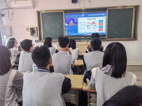 https://img2.danews.cc/upload/images/phpwYEgaO