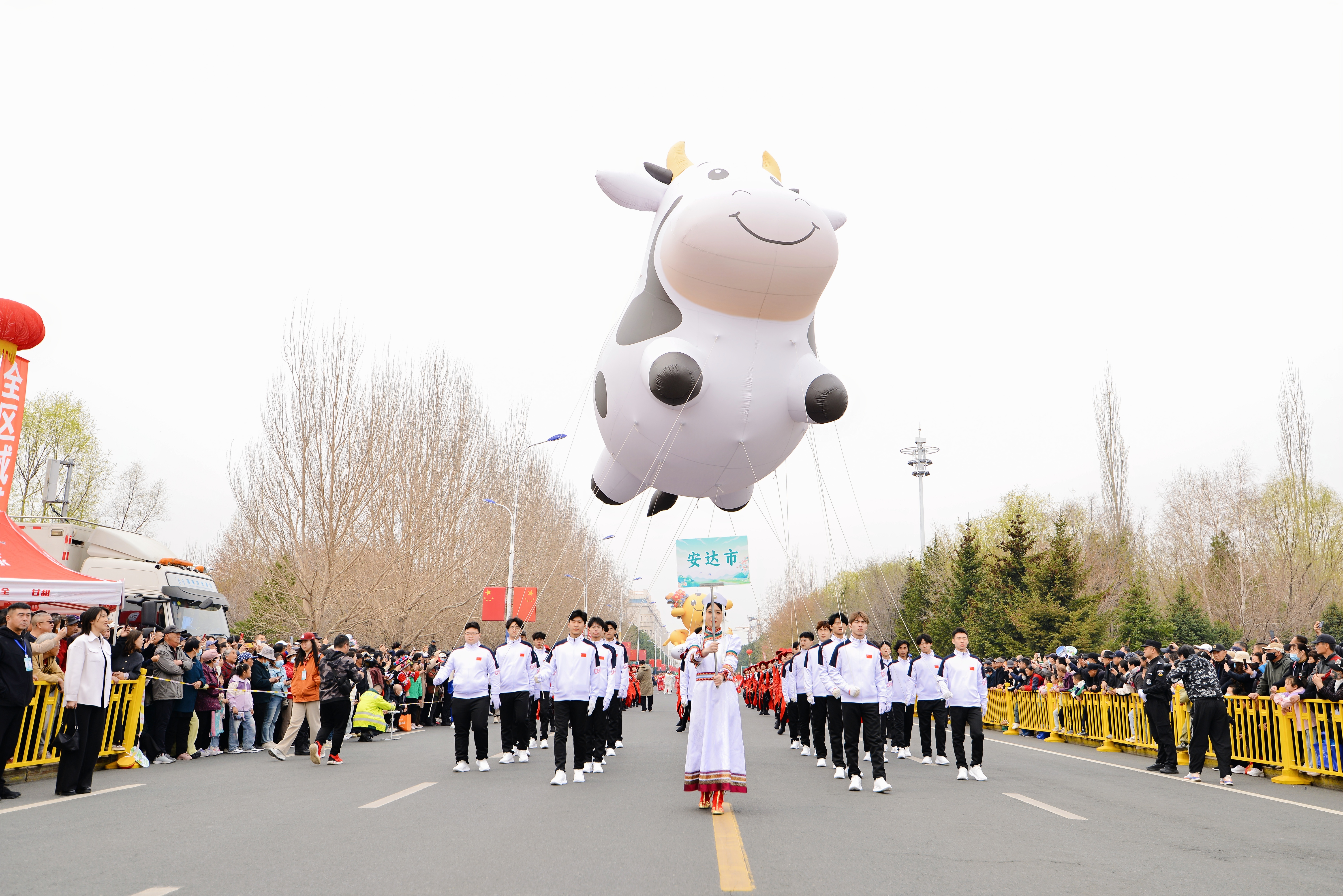 绥化市第三届春服（福）主题活动盛大启幕 七大主题版块活动点亮诗“化”田园——文旅消费新场景激活城市发展新动能