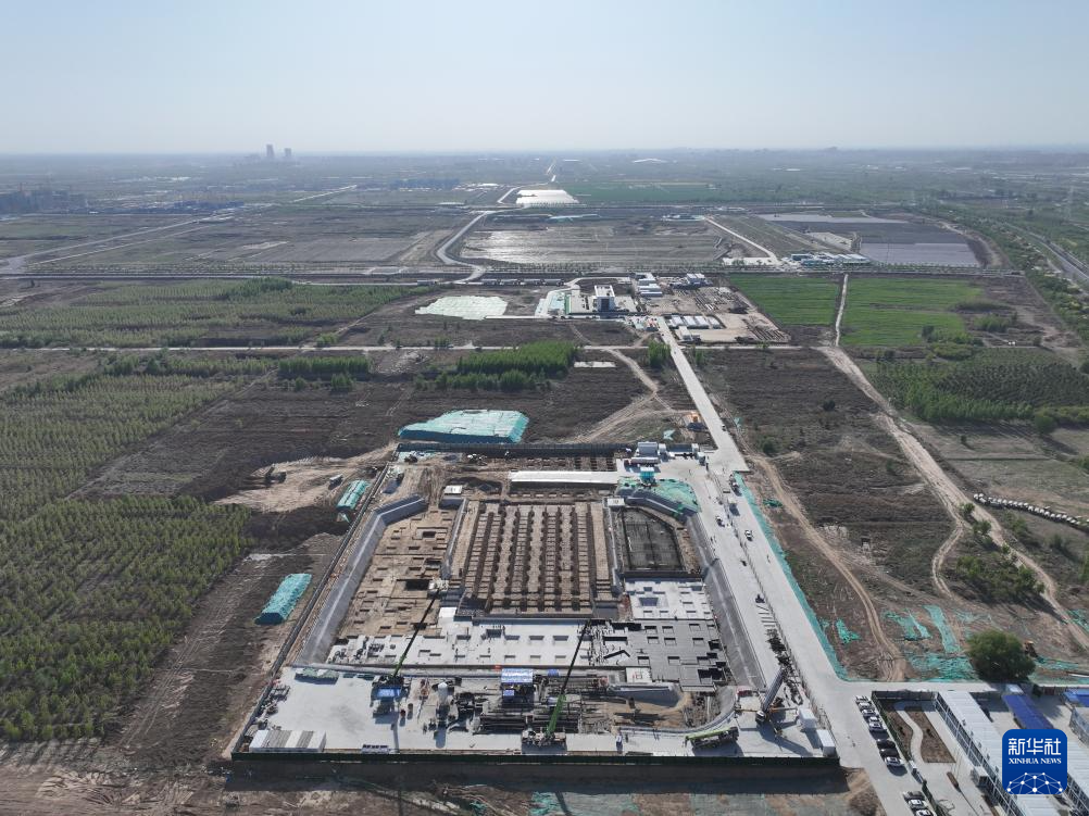4月24日拍摄的北京林业大学雄安校区建设现场（无人机照片）。新华社记者 牟宇 摄