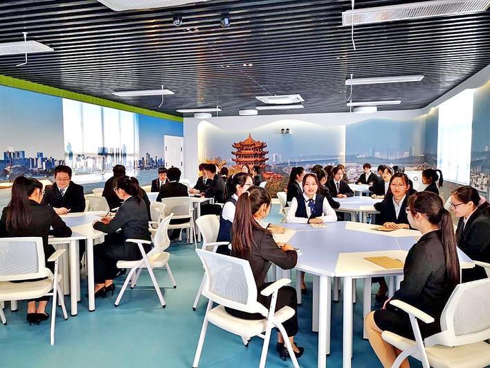 武汉市旅游学校智慧导游实训室