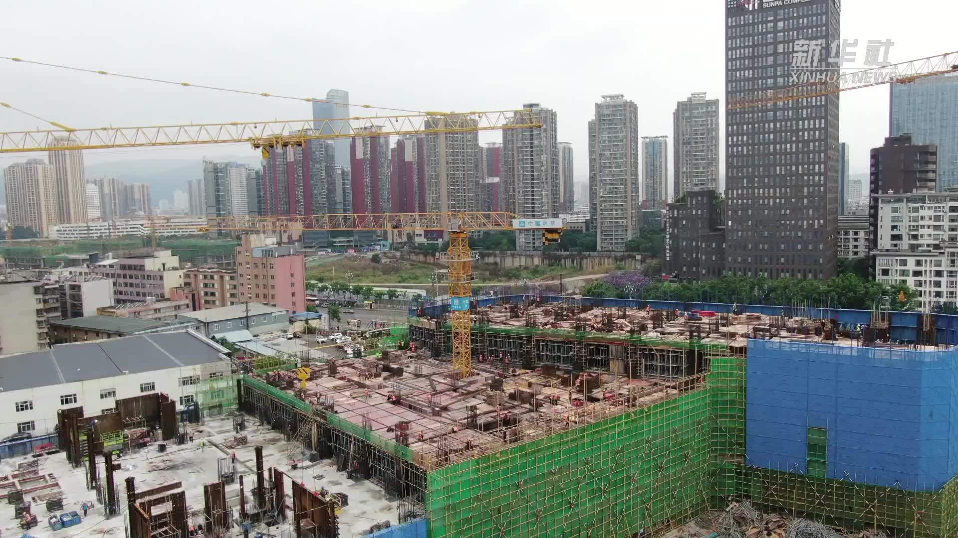 “五一”“不打烊”！云南建设者为民生工程按下“加速键”