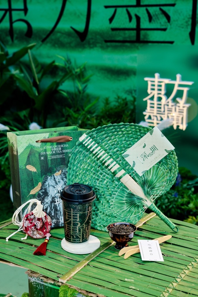 东方墨兰深圳首店落户领展中心，新中式茶饮掀起“东方美学”风潮