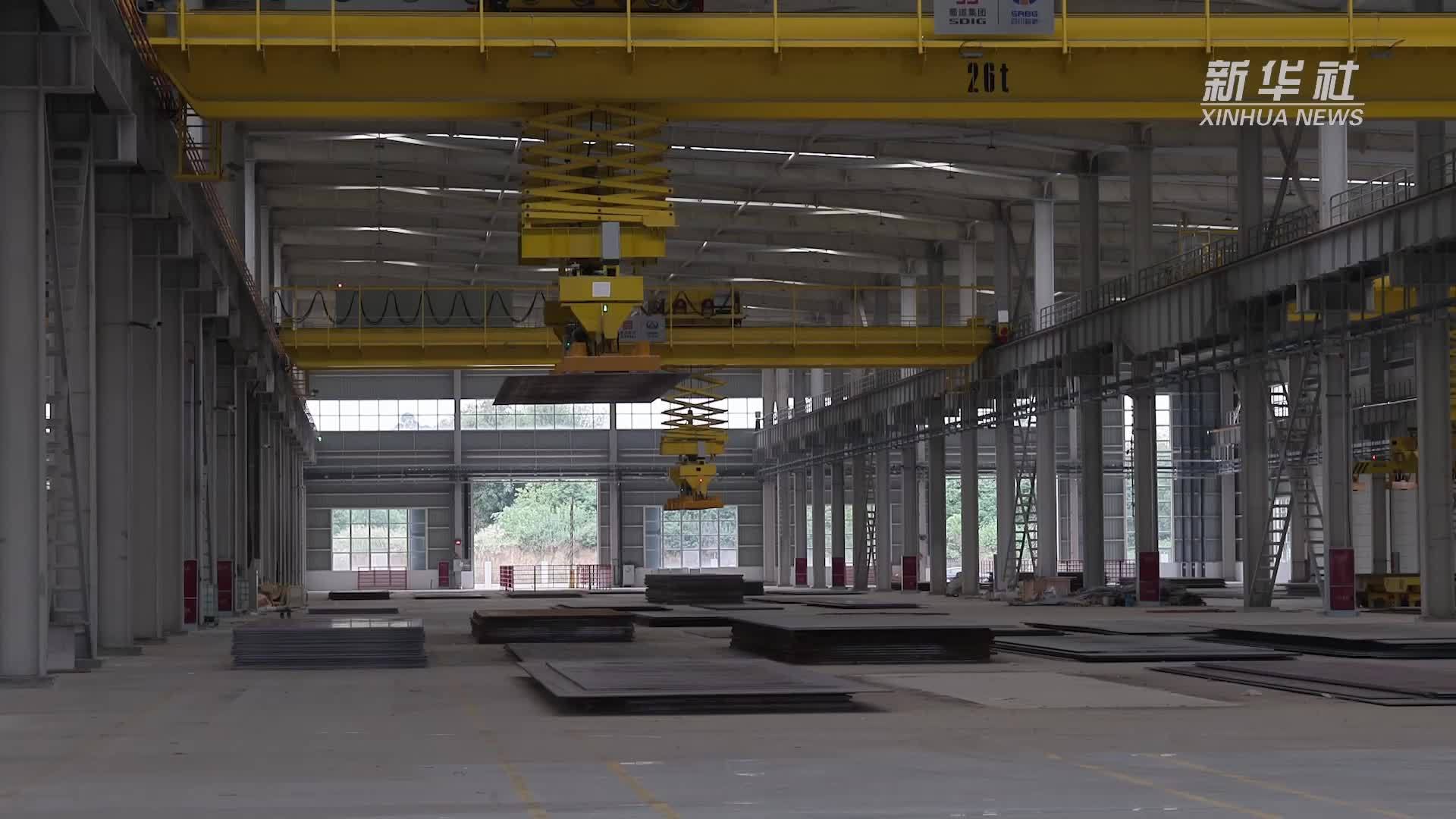 四川：钢桥梁行业“无人化”智能料库正式投用