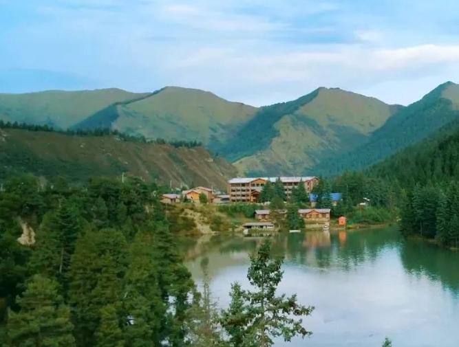 五一来甘南　线路都给你备好了