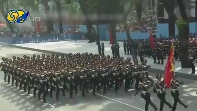 现场：解放军方队首次亮相越南阅兵式