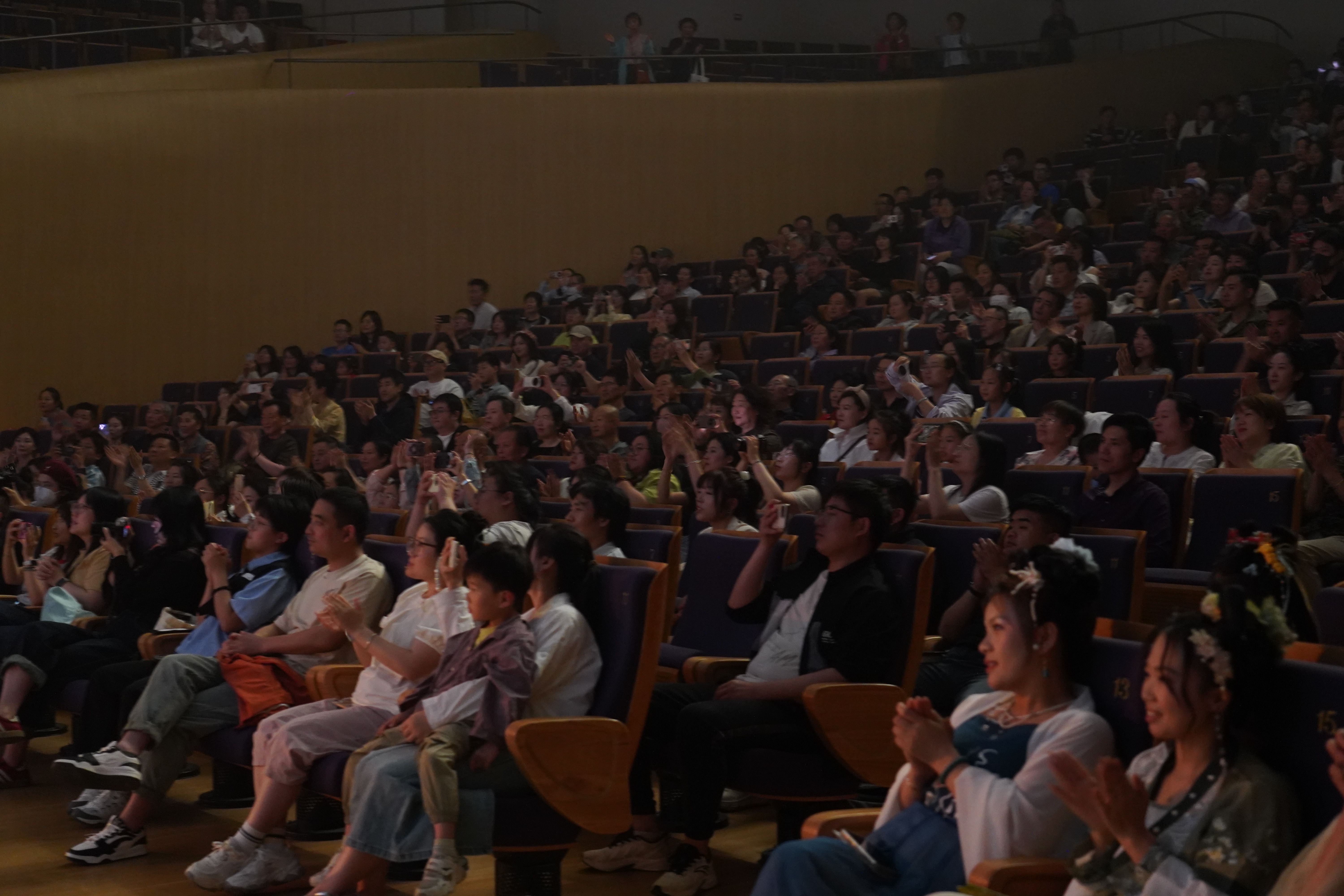 五一小长假好剧不断!国潮音乐剧《花木兰》首演“爆场”