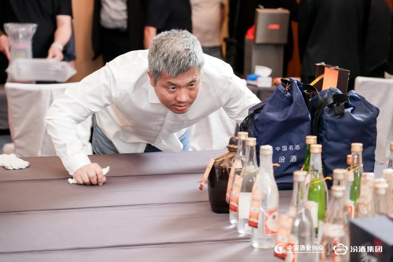 “激发陈年酒势 驱动汾享赋能”第三届汾思嘉年华会在京举办