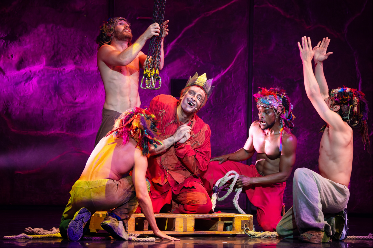 法国原版音乐剧《巴黎圣母院》南昌首演 点燃五一文旅热潮