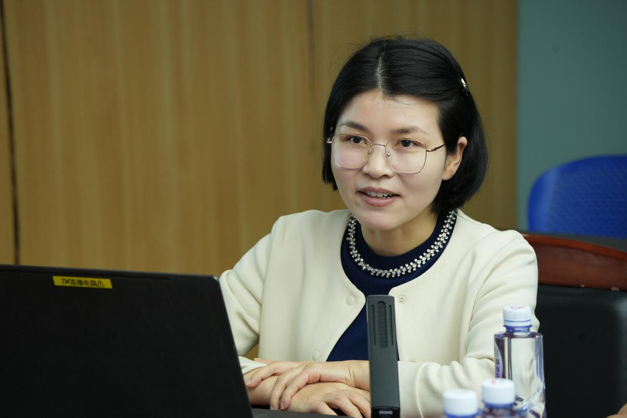 吴沛霞教授授课