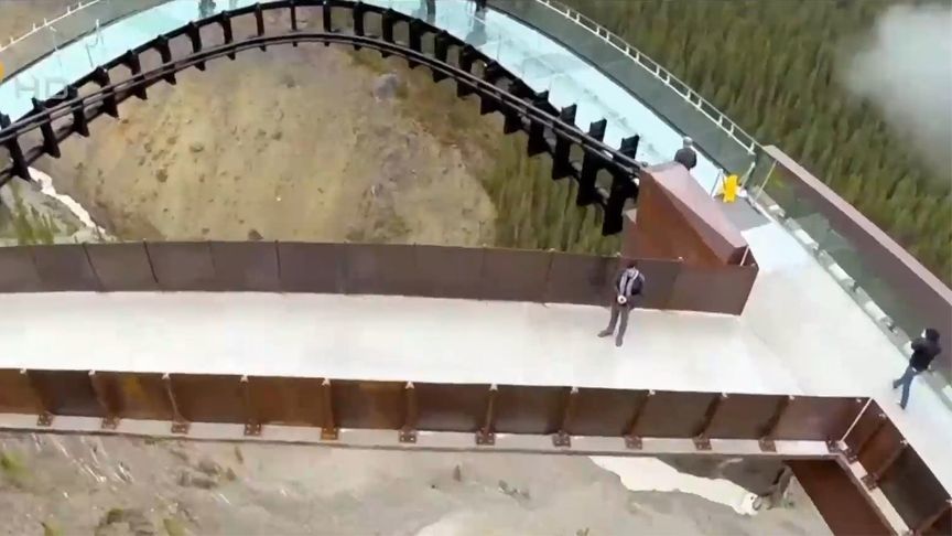 “人与自然对话桥梁”，解构哥伦比亚冰原冰川天空步道的建造智慧