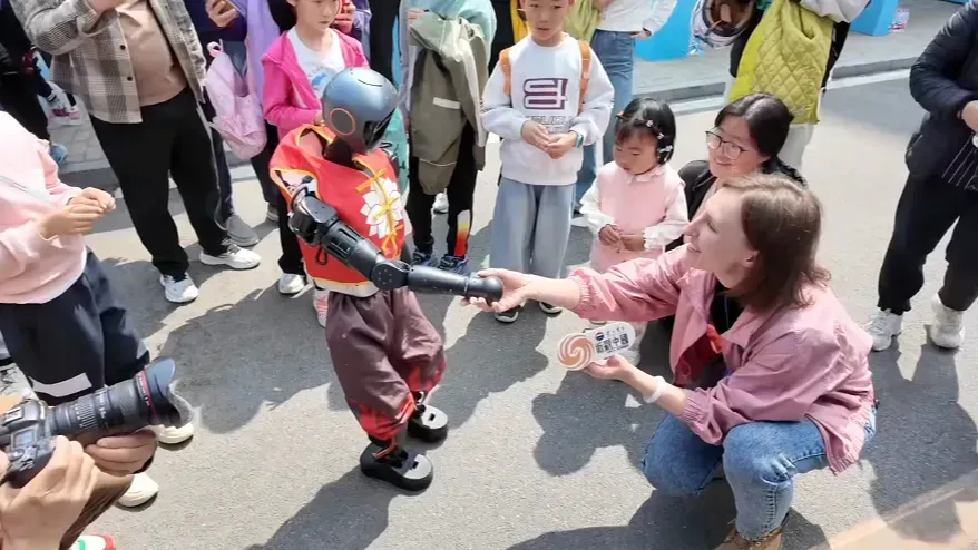 参赛即胜利！机器人马拉松是对人形机器人的一次练兵