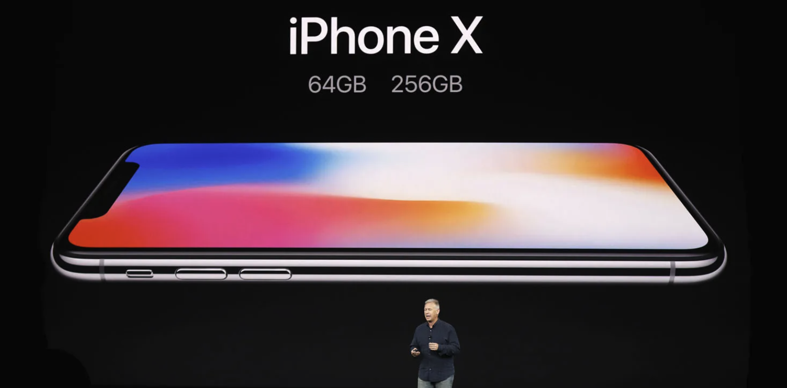 iPhone X曾给予人未来感