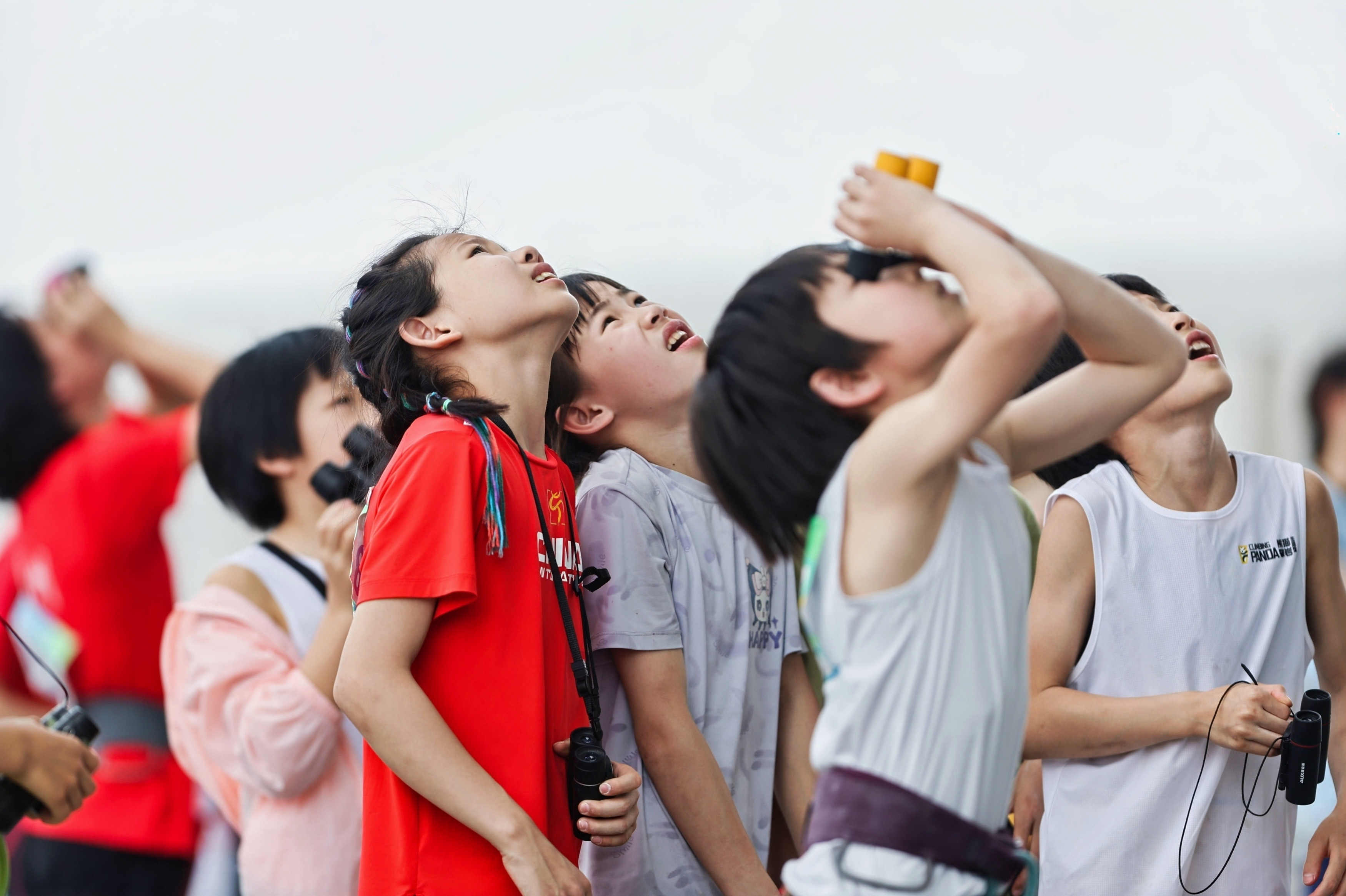 攀岩少年欢聚“五一”:第九届全国少年攀岩锦标赛在四川眉山成功举行