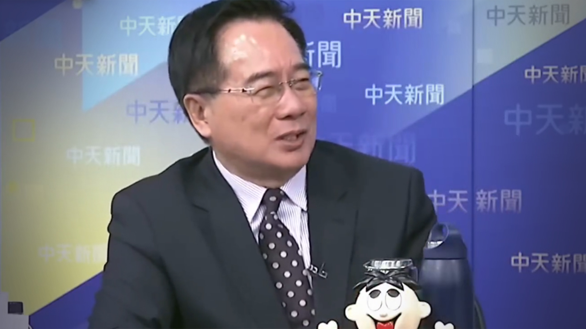 蔡正元：歼-10的大展身手让岛内绿媒集体失声